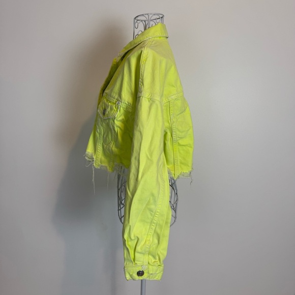 Zara Women’s Neon Green yellow Denim Distressed Crop Jeans Jacket Size XS - Picture 3 of 8